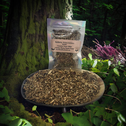 Dried Blackberry Leaf (Rubus fruticosus) in a 3" x 5" pouch. Used in spells for protection, healing, and prosperity. Ideal for charm bags, spell jars, and rituals of resilience.